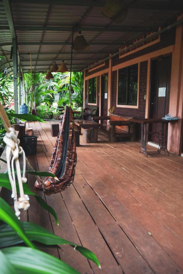 Appartement Familyhouse & Trekking à Banlung Extérieur photo