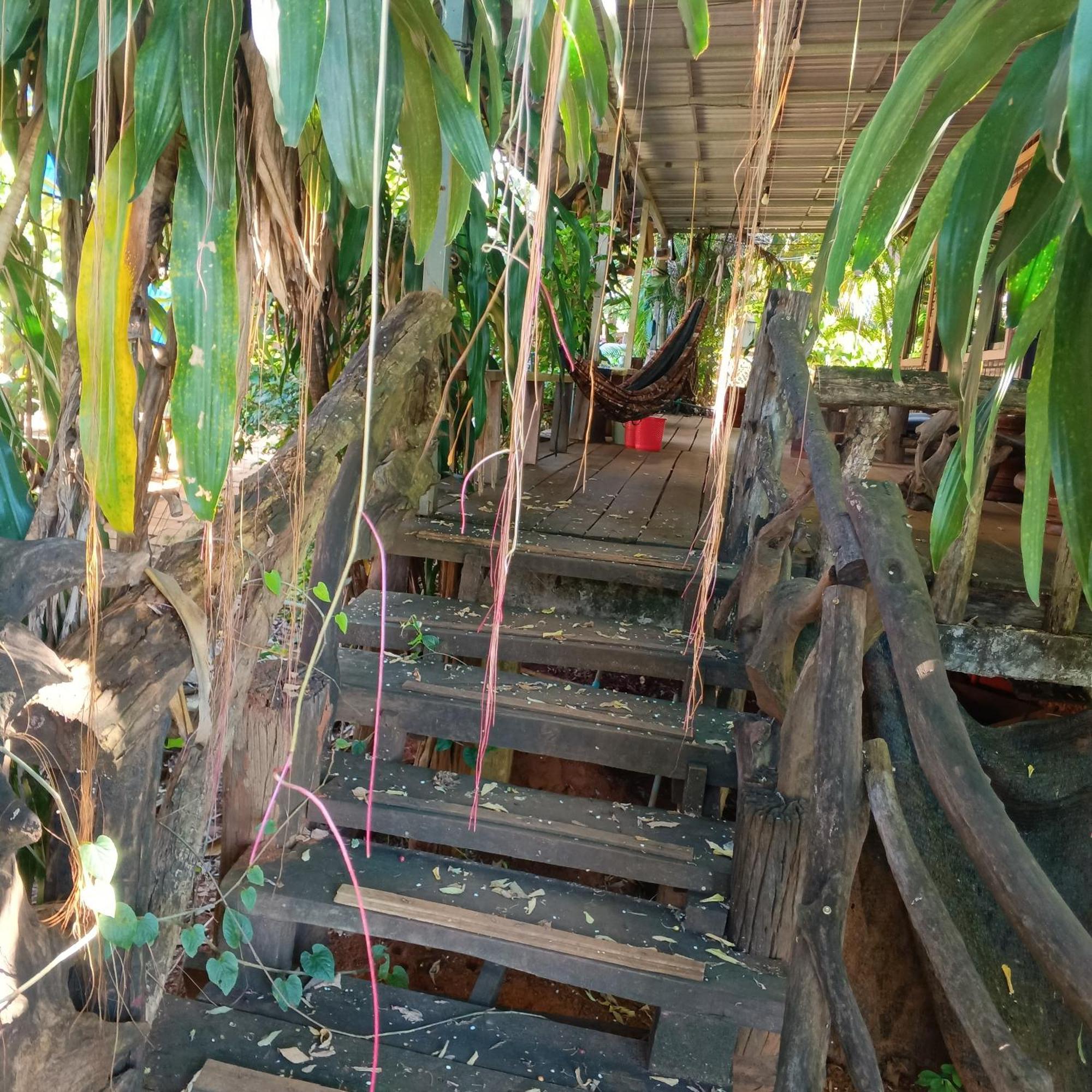 Appartement Familyhouse & Trekking à Banlung Extérieur photo