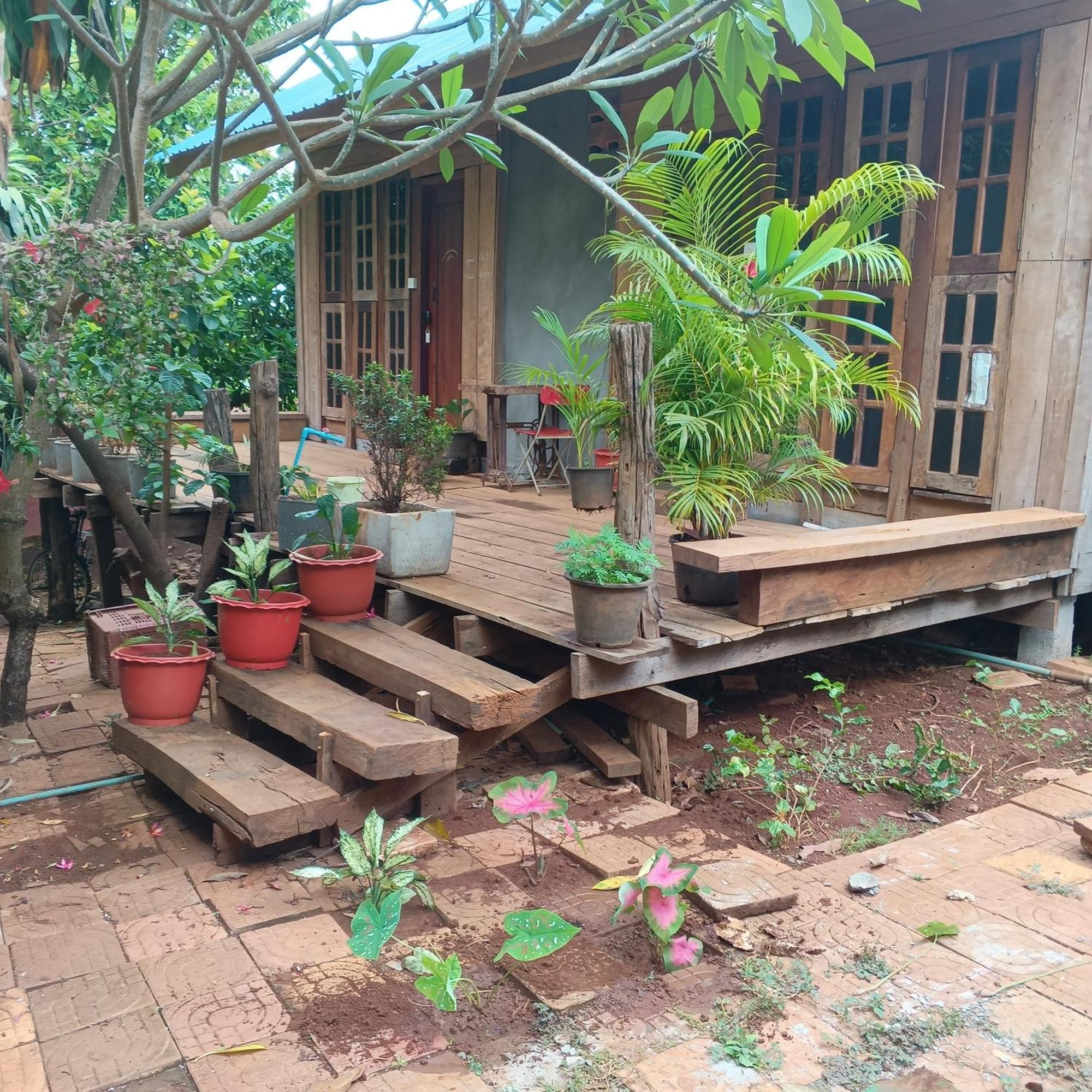 Appartement Familyhouse & Trekking à Banlung Extérieur photo
